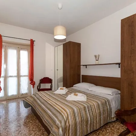 Pitagora Functional Flat Apartment *