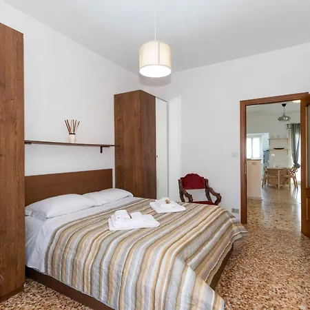 Pitagora Functional Flat Apartment
