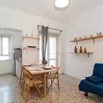 Apartamento Pitagora Functional Flat